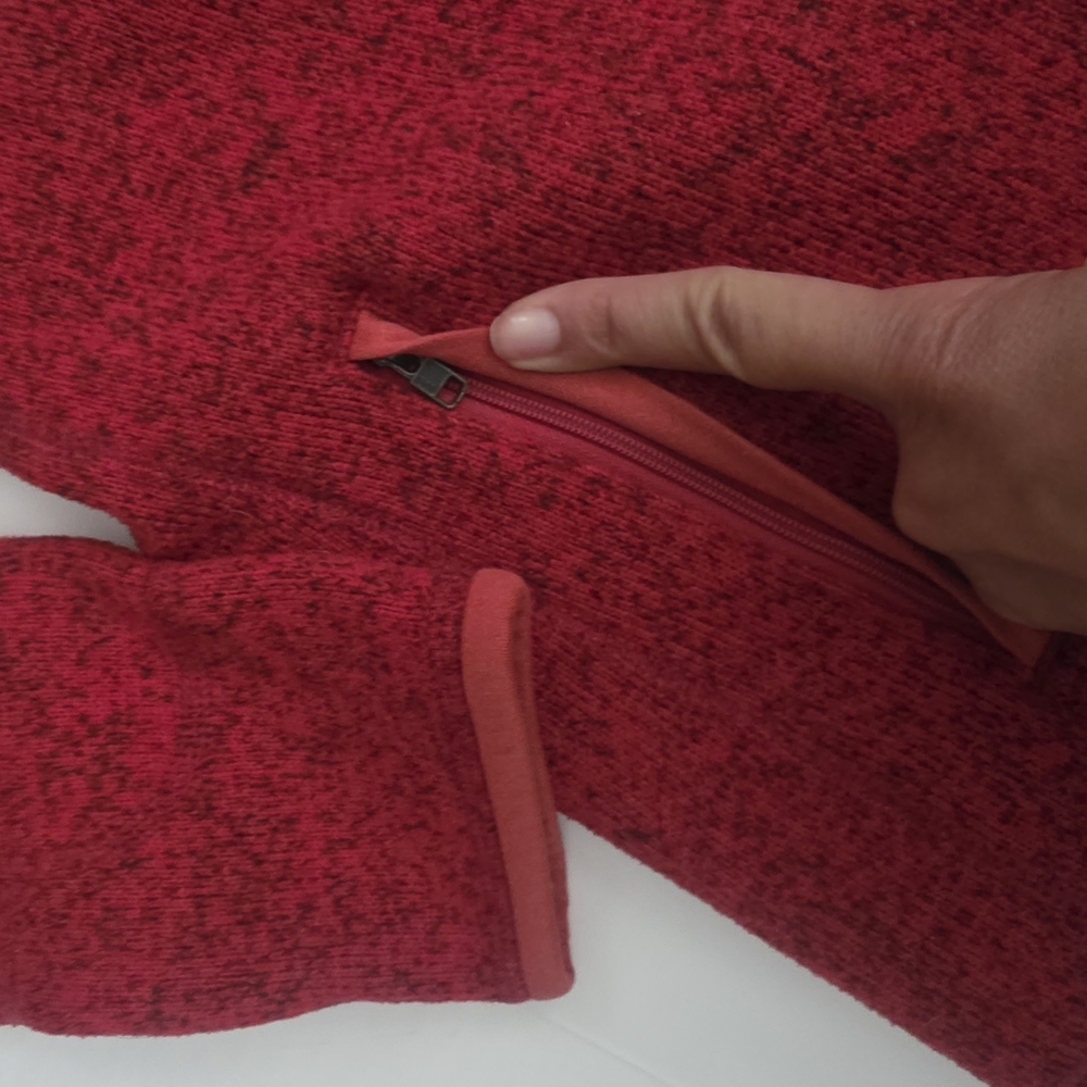 Patagonia Women's Red Fleece Jacket - Picture 7 of 13
